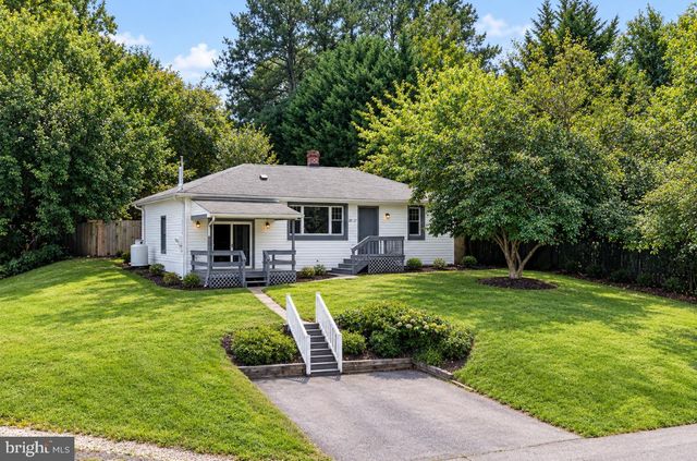 2042 CONOWINGO RD, Rising Sun, MD 21911