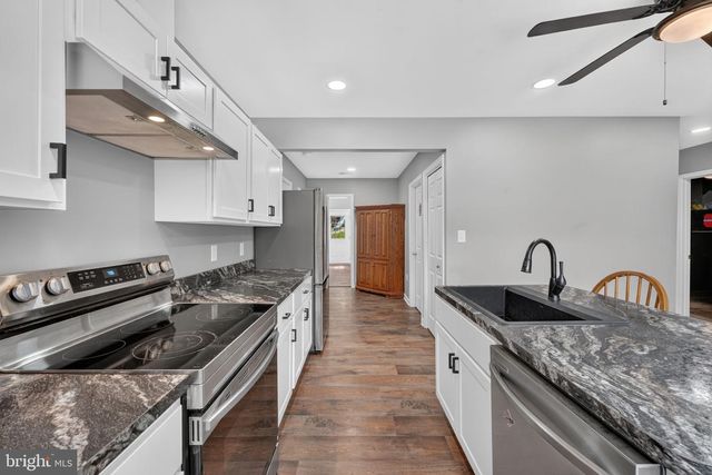 2042 CONOWINGO RD, Rising Sun, MD 21911