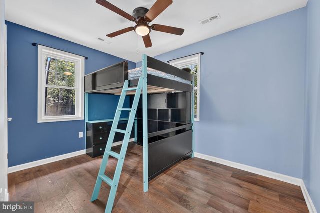 2042 CONOWINGO RD, Rising Sun, MD 21911