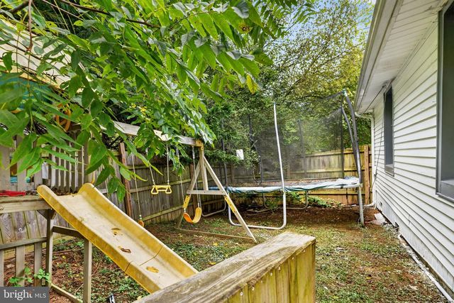 2042 CONOWINGO RD, Rising Sun, MD 21911