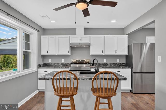 2042 CONOWINGO RD, Rising Sun, MD 21911
