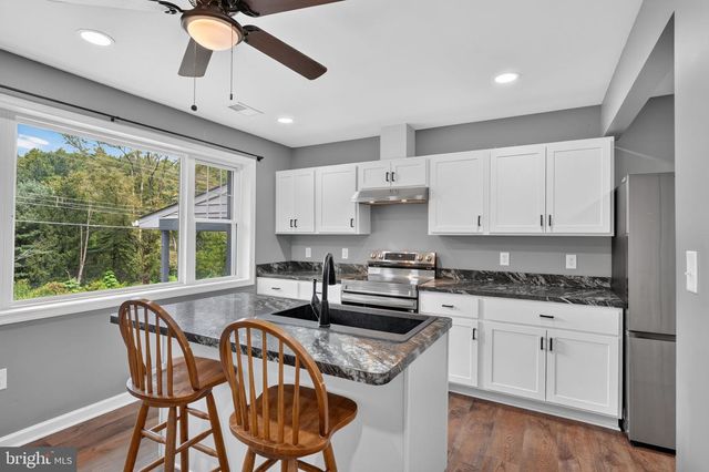 2042 CONOWINGO RD, Rising Sun, MD 21911