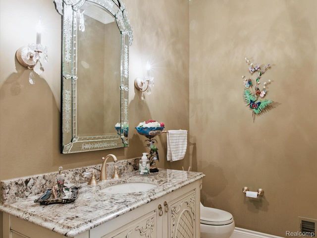 4326 Gratiot Avenue, Port Huron, MI 48060