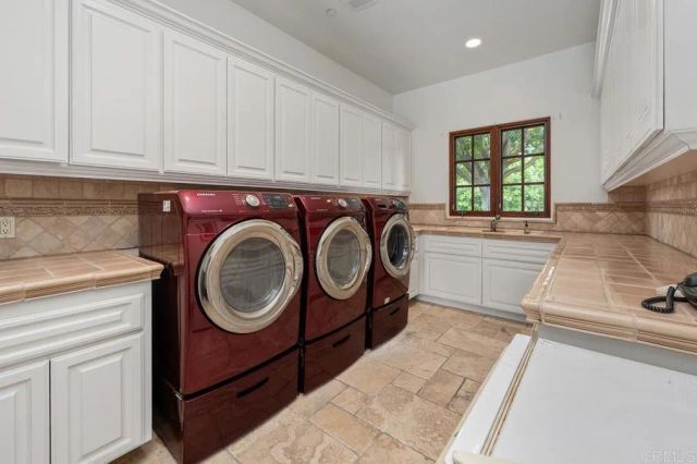 7090 Via Guadalupe, Rancho Santa Fe, CA 92067