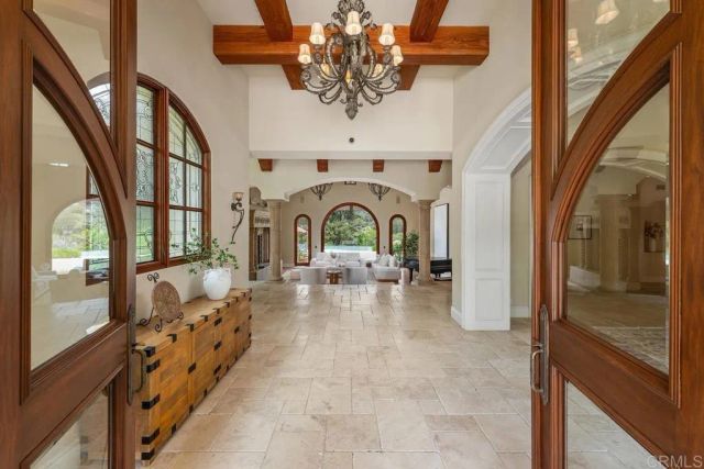 7090 Via Guadalupe, Rancho Santa Fe, CA 92067