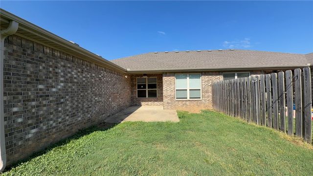 116 Alder Street, Pea Ridge, AR 72751