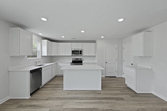 7023 Windham Way, Ladson, SC 29456