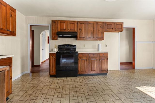 2882 Alms House Road, Upper Nazareth Twp, PA 18064