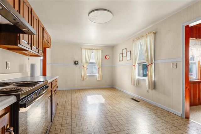 2882 Alms House Road, Upper Nazareth Twp, PA 18064