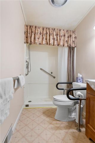 2882 Alms House Road, Upper Nazareth Twp, PA 18064