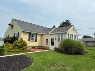 2882 Alms House Road, Upper Nazareth Twp, PA 18064