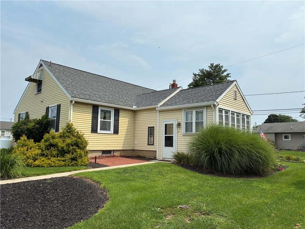 2882 Alms House Road, Upper Nazareth Twp, PA 18064