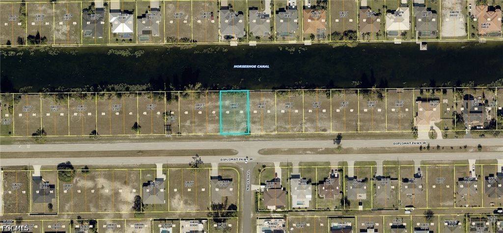 2829 Diplomat PKWY W, Cape Coral, FL 33993