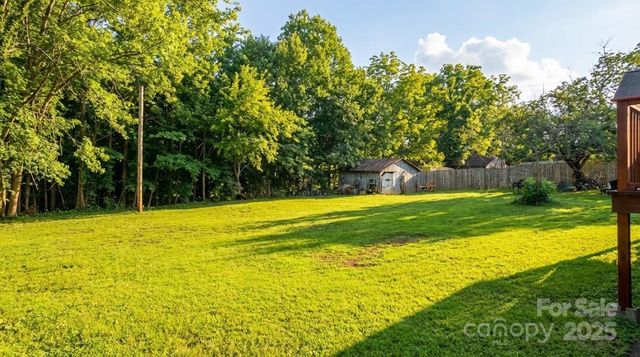 118 W 15th Street, Newton, NC 28658