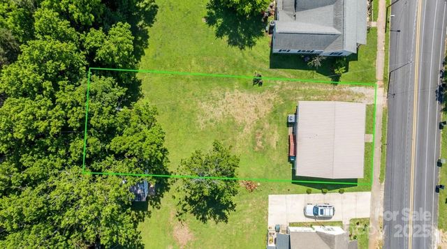 118 W 15th Street, Newton, NC 28658