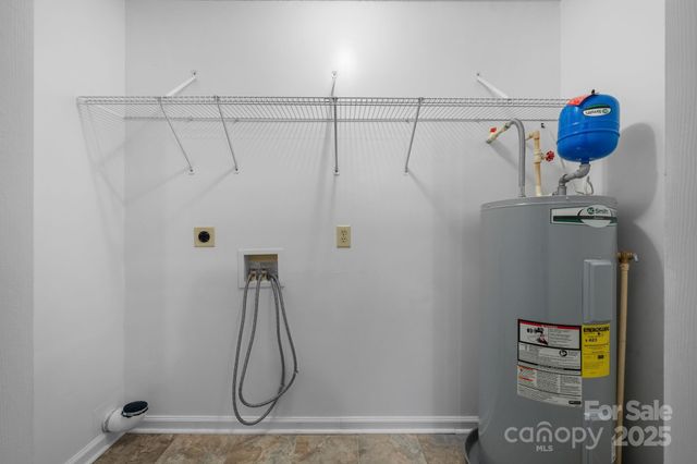 118 W 15th Street, Newton, NC 28658