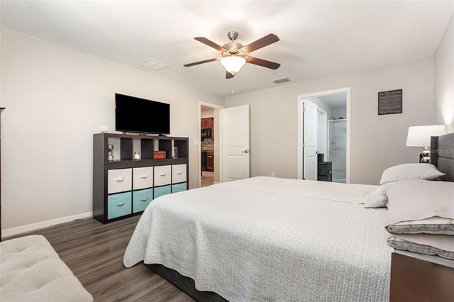 10036 CRESTED FRINGE DRIVE, Riverview, FL 33578
