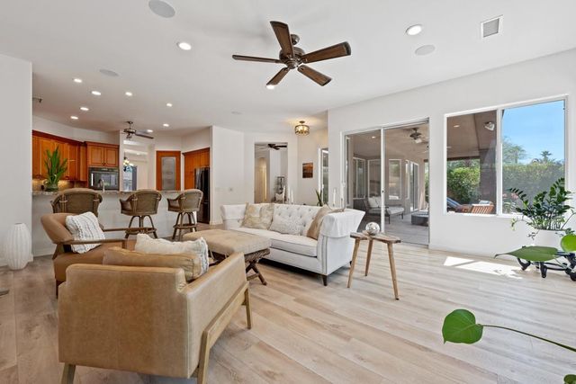 7 Hillcrest Drive, Palm Desert, CA 92260