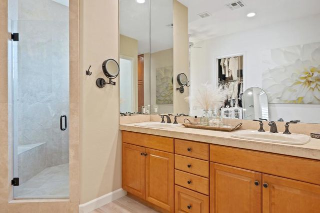 7 Hillcrest Drive, Palm Desert, CA 92260