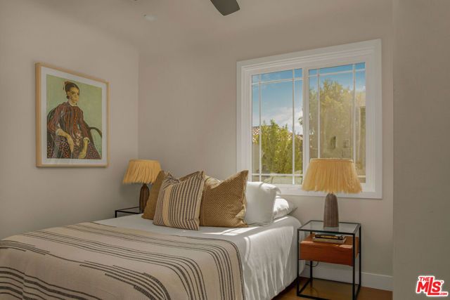 5317 Saturn Street, Los Angeles, CA 90019