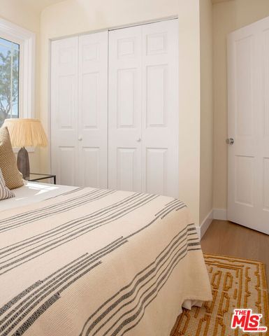 5317 Saturn Street, Los Angeles, CA 90019