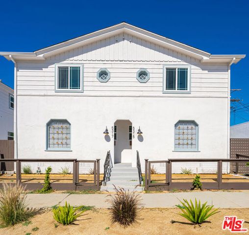 5317 Saturn Street, Los Angeles, CA 90019