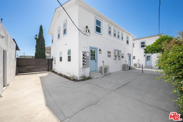 5317 Saturn Street, Los Angeles, CA 90019