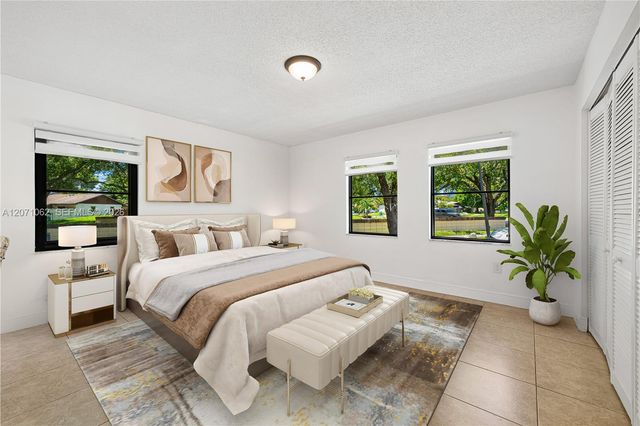 5302 SW 138th Place, Miami, FL 33175
