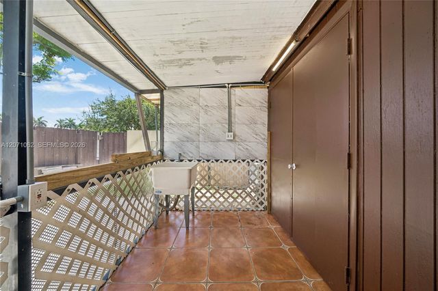 5302 SW 138th Place, Miami, FL 33175