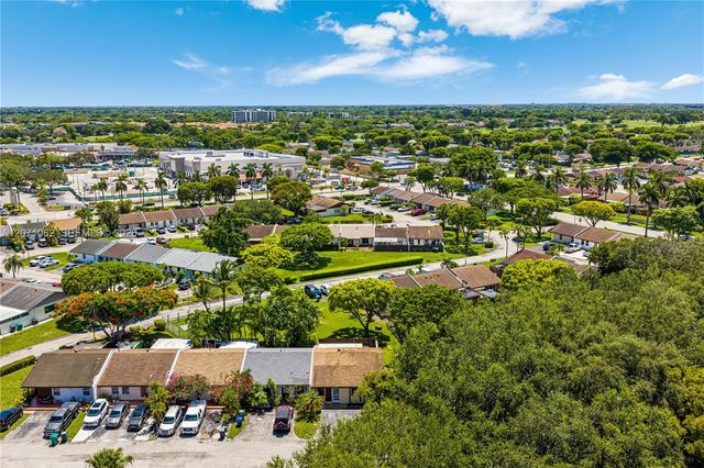 5302 SW 138th Place, Miami, FL 33175