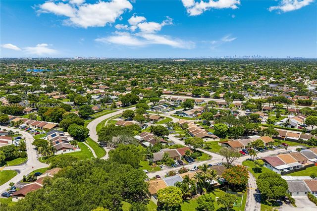 5302 SW 138th Place, Miami, FL 33175
