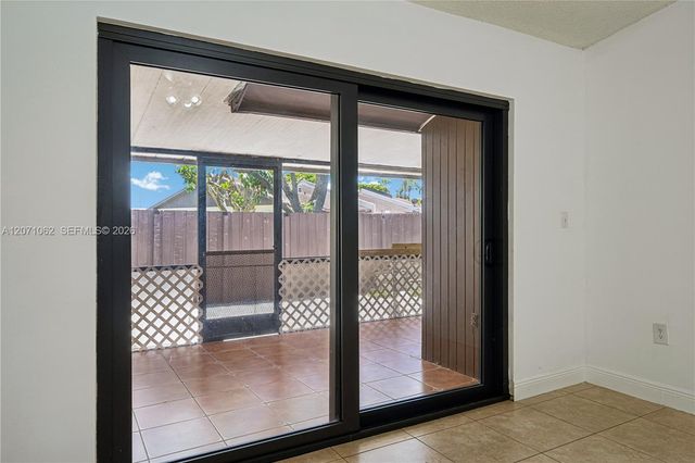 5302 SW 138th Place, Miami, FL 33175