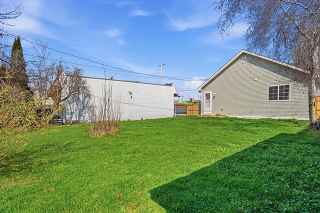 2127 27th STREET, Kenosha, WI 53140
