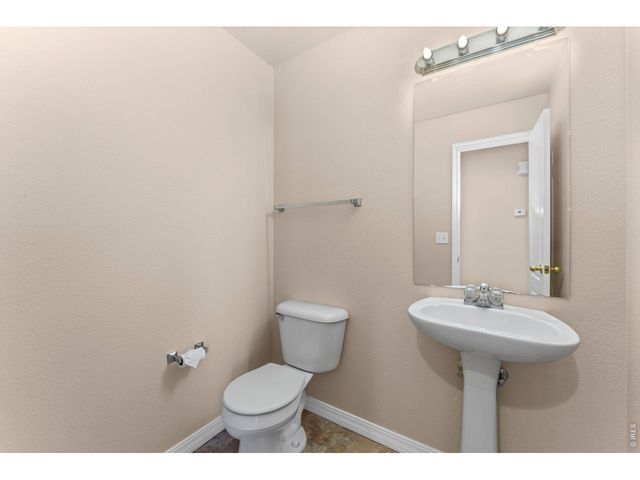 1419 Red Mountain Dr 98, Longmont, CO 80504