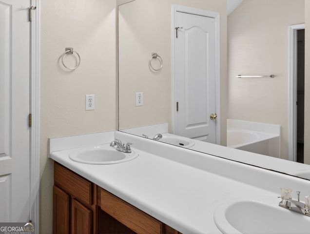 3767 Walnut Creek Way, Lithonia, GA 30038