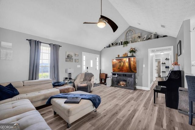 369 Kay Drive, Winder, GA 30680