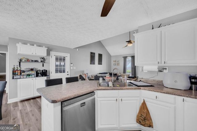 369 Kay Drive, Winder, GA 30680