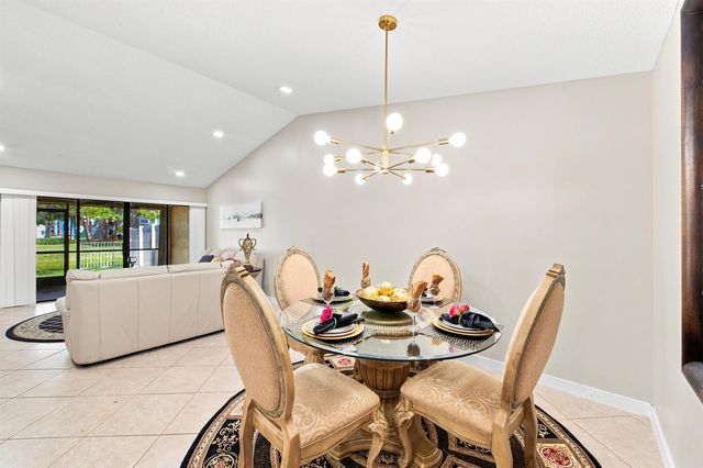 4561 DISCOVERY Lane 13, West Palm Beach, FL 33417
