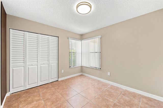 4561 DISCOVERY Lane 13, West Palm Beach, FL 33417