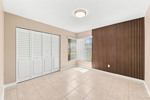 4561 DISCOVERY Lane 13, West Palm Beach, FL 33417