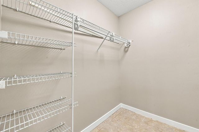 4561 DISCOVERY Lane 13, West Palm Beach, FL 33417