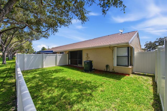 4561 DISCOVERY Lane 13, West Palm Beach, FL 33417