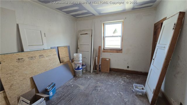 2427 Washington Street, Charleston, WV 25387