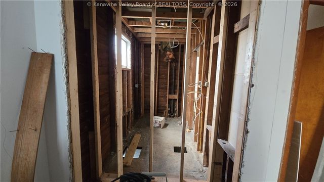 2427 Washington Street, Charleston, WV 25387