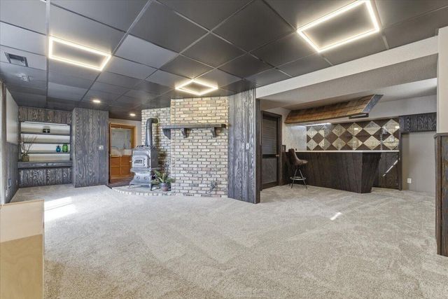 20264 HONEYSUCKLE Road, Council Bluffs, IA 51503