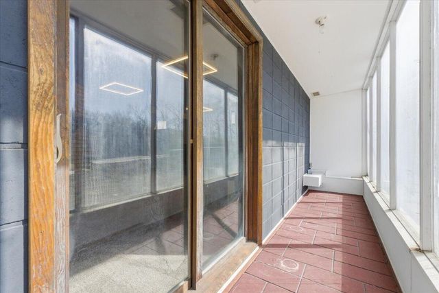 20264 HONEYSUCKLE Road, Council Bluffs, IA 51503