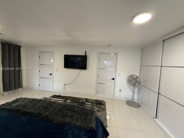10516 NW 36th Place, Miami, FL 33147