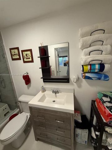 10516 NW 36th Place, Miami, FL 33147