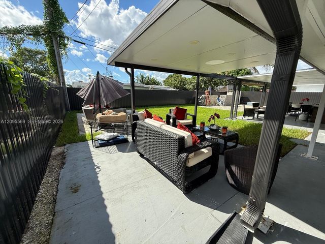 10516 NW 36th Place, Miami, FL 33147