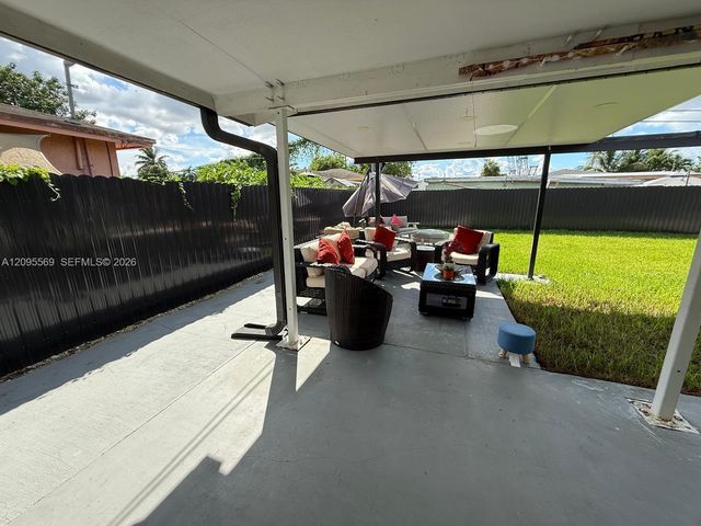 10516 NW 36th Place, Miami, FL 33147